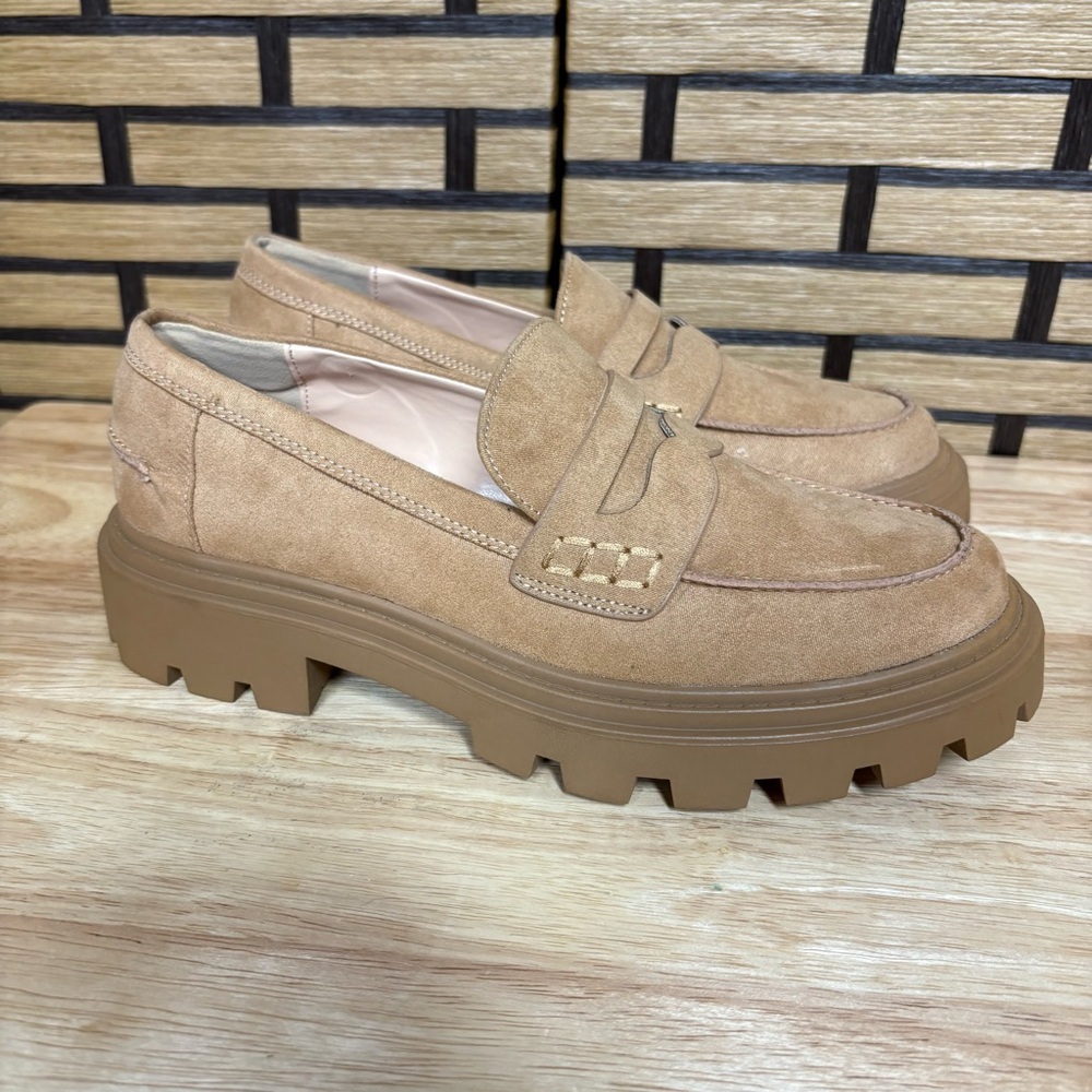 Just fab Tan Colette Loafers Size 6